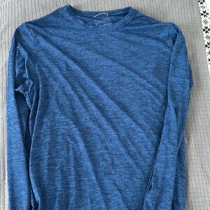Patagonia men’s long sleeve capilene cool daily shirt size small